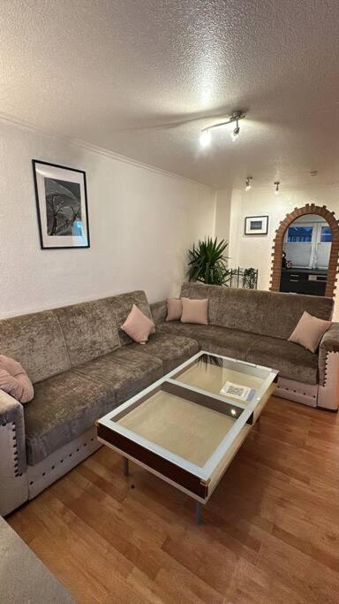 Top 3 Zimmer Appartment Bei Der Schalke Arena, Sport Und Natur Naehe Dortmund Essen Duesseldorf Oberhausen Gelsenkirchen Eksteriør bilde